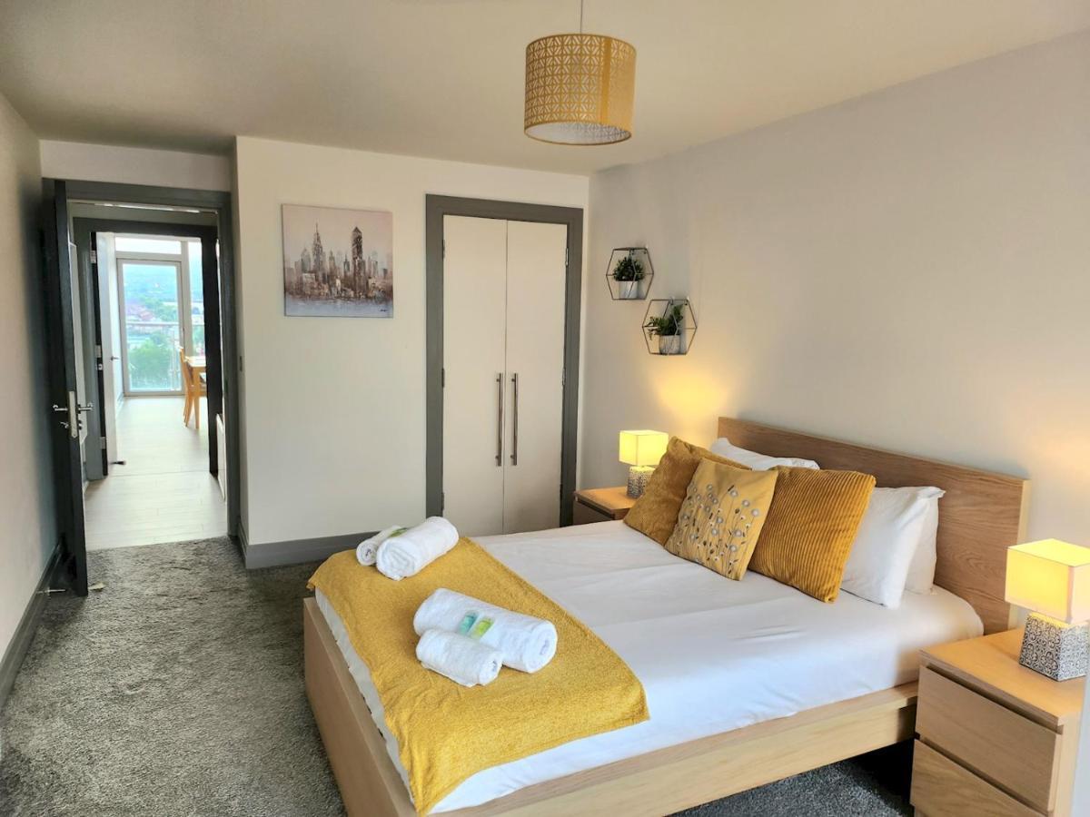 דירות בלפסט Pass The Keys Stunning Penthouse With Balcony Sunset Views מראה חיצוני תמונה