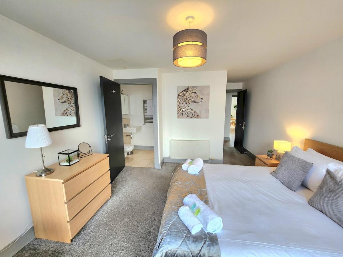 דירות בלפסט Pass The Keys Stunning Penthouse With Balcony Sunset Views מראה חיצוני תמונה